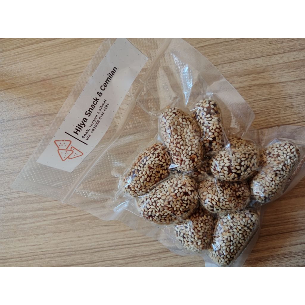 

EPO (ketan hitam+gula aren+kelapa)