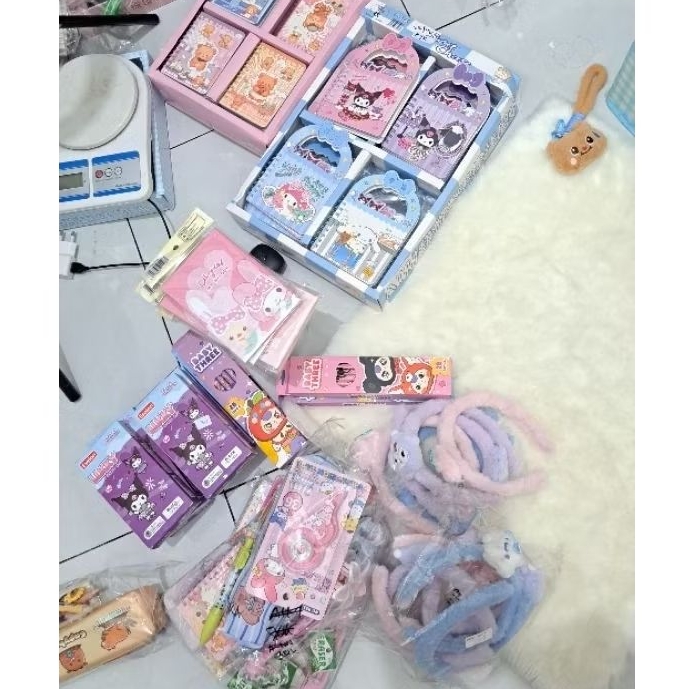 

Paket Usaha Alat Tulis Aksesoris Berat 1kg