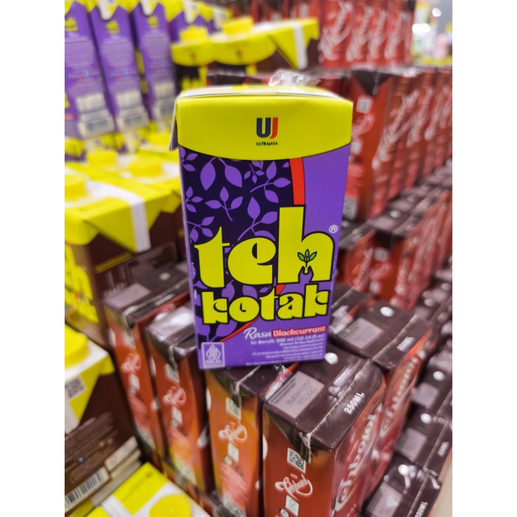 

ULTRA TEH KOTAK TETRA PACK 300 ML