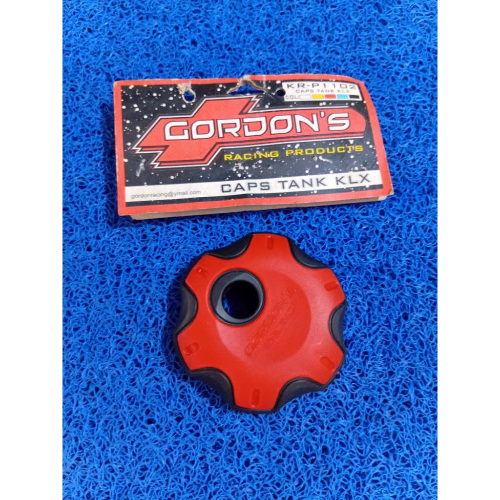 Tutup Tangki KLX Gordon merah hitam.