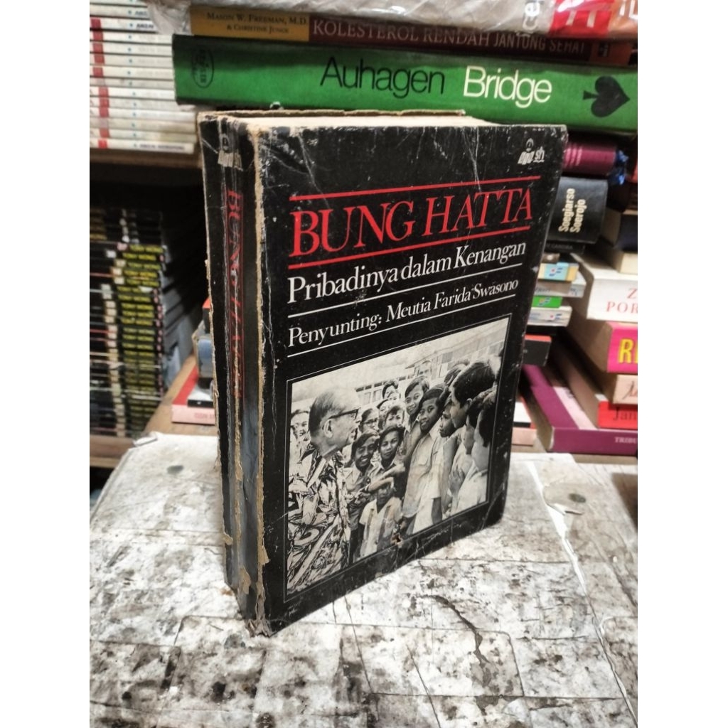 BUNG HATTA Pribadinya Dalam Kenangan Meutia Farida Swasono
