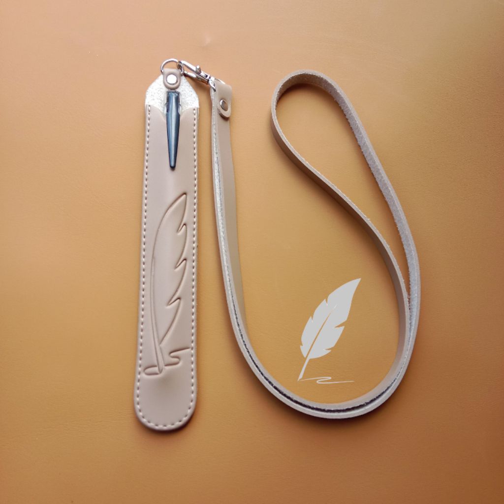 

Gantungan kalung tempat pulpen / pensil / pena digital