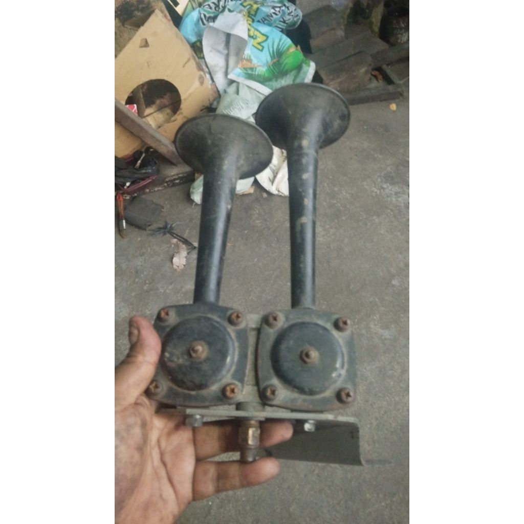 Klakson Ori Hino AK8