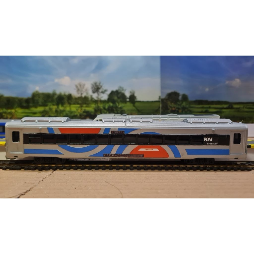 Miniatur Kereta Api / Kereta Model Gerbong Eksekutif SS New Generation Taksaka Skala HO (Skala Agung
