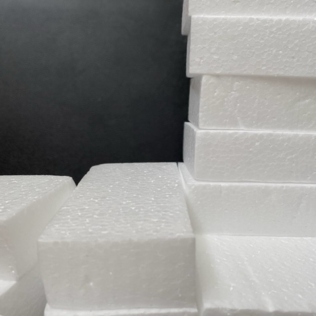 

Styrofoam gabus tebal untuk buket / kado size 20 x 10 x 5cm