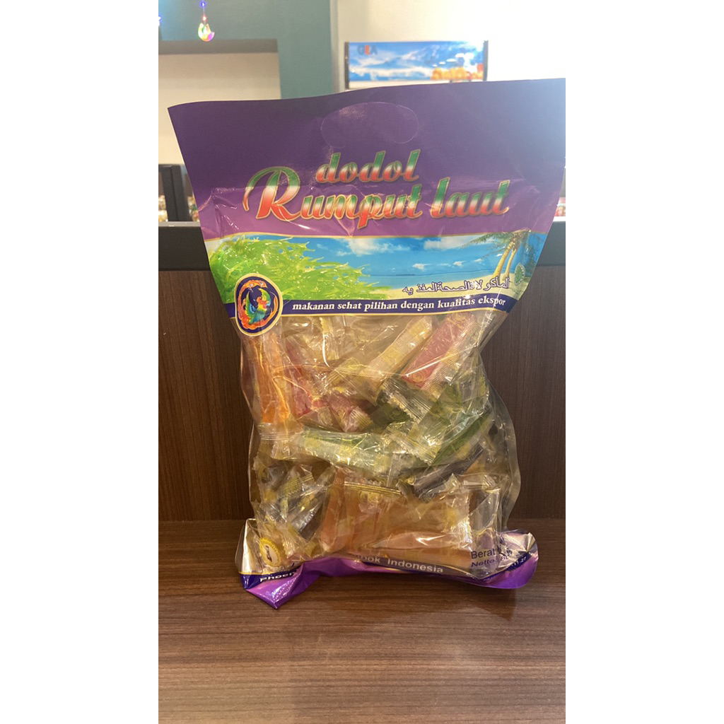 

Oleh Oleh Khas Lombok Dodol Rumput Laut