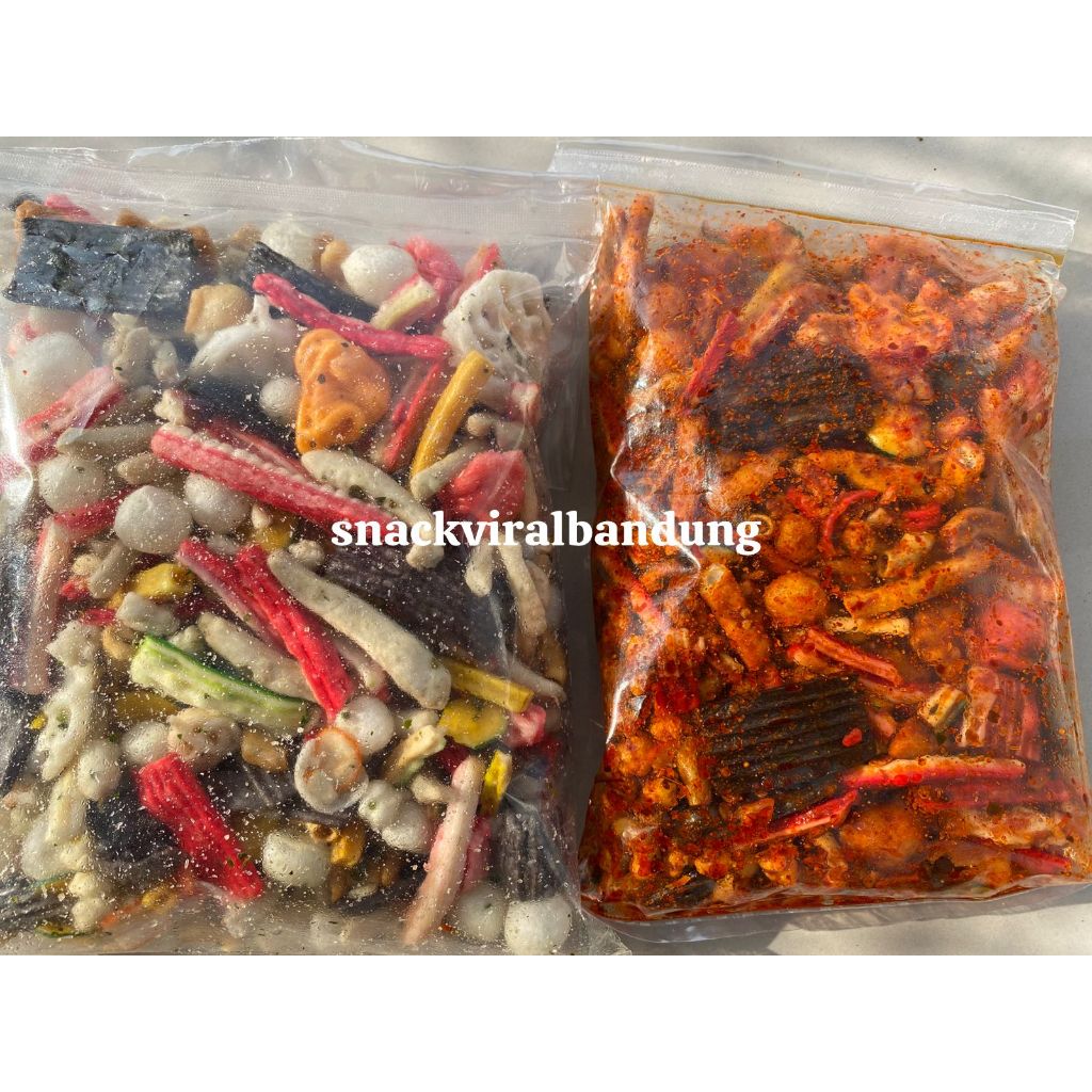 

PAKET HEMAT!! [BUNDLING 2PCS] SEBLAK MIXPEDAS DAUN JERUK+SEBLAK MIX ORIGINAL DAUN JERUK 500GR DAPAT 2/250GR DAPAT 2