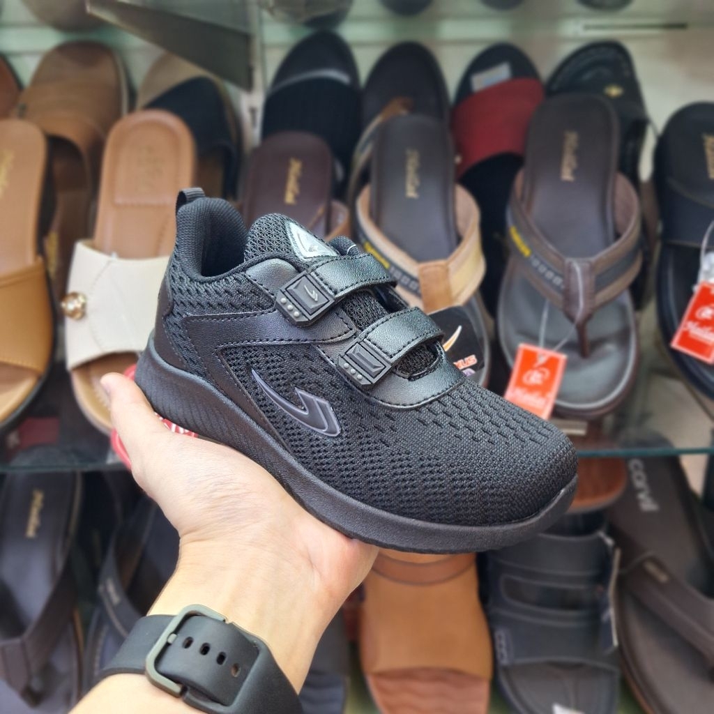 Sepatu Sekolah Bertali Subaru full Hitam ukuran 33-36