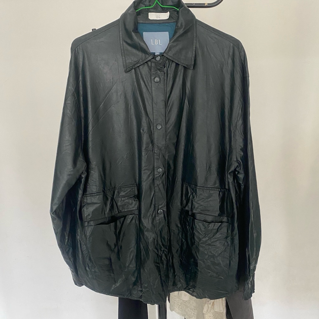 18 Outer Leather (kulit)