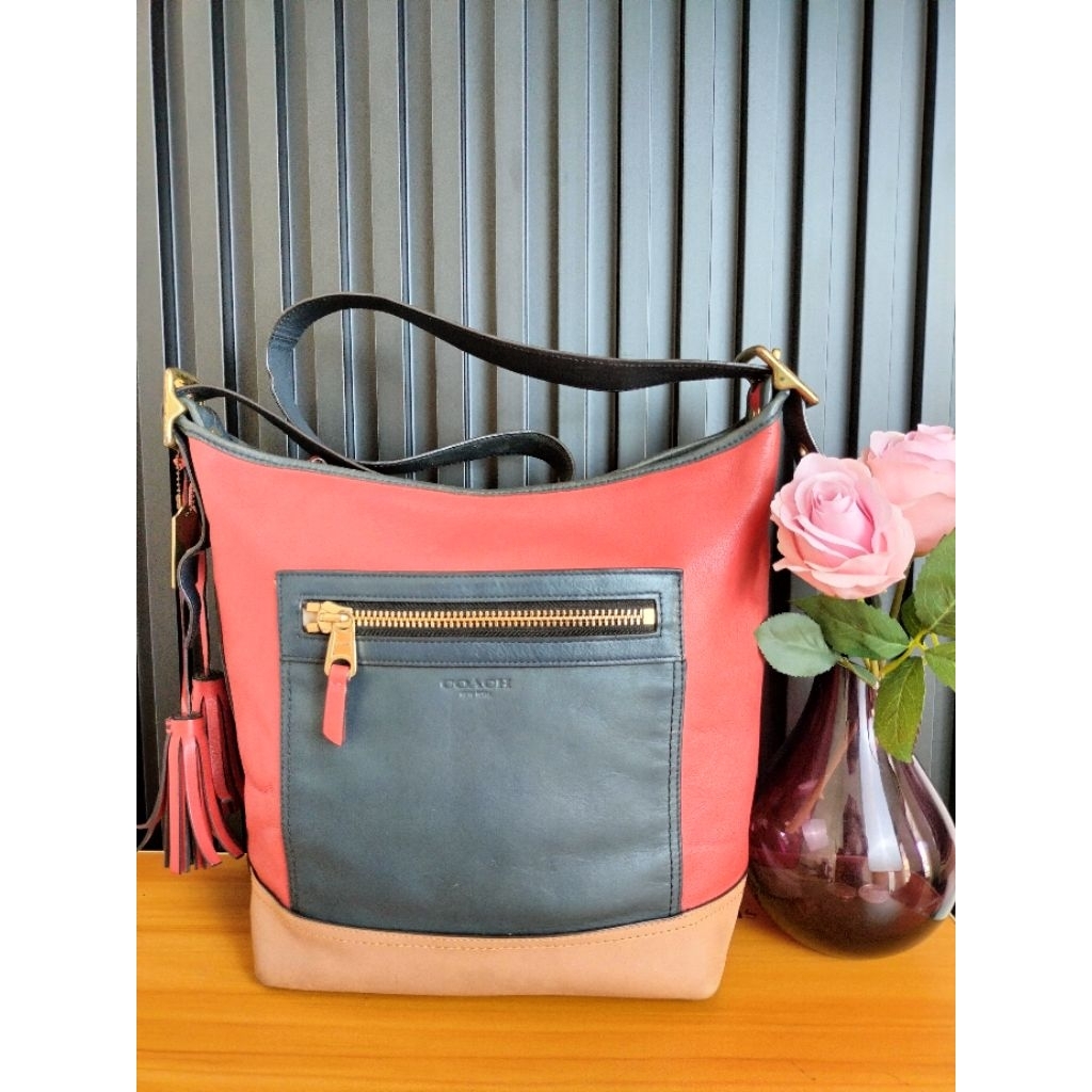 Sling Hobo Coach