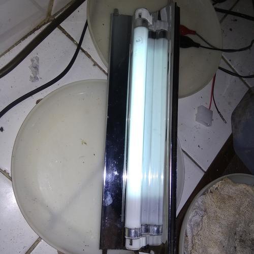 

LAMPU KAPAL LANTERN DARURAT BATERAI BATERE JADUL ZAMAN JAMAN VINTAGE