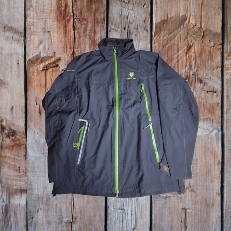 Jaket Outdoor Black Yak Non Hoodie Thrift Preloved Second Branded