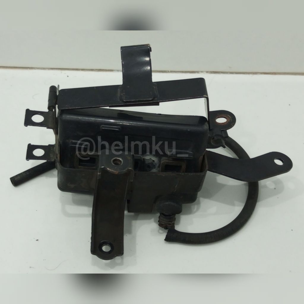 Box Dudukan Aki Original Copotan New Megapro Monoshock Karbu