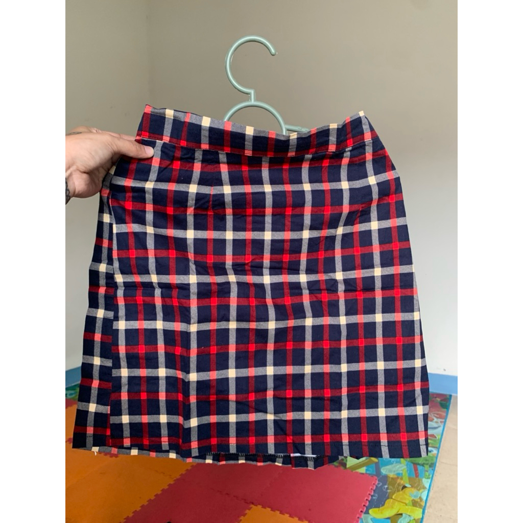 Rok pendek rok sekolah bahan karet rok span rok wanita