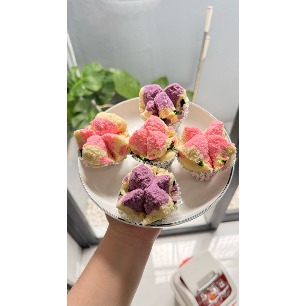 

Bolu Kukus Mekar Cantik