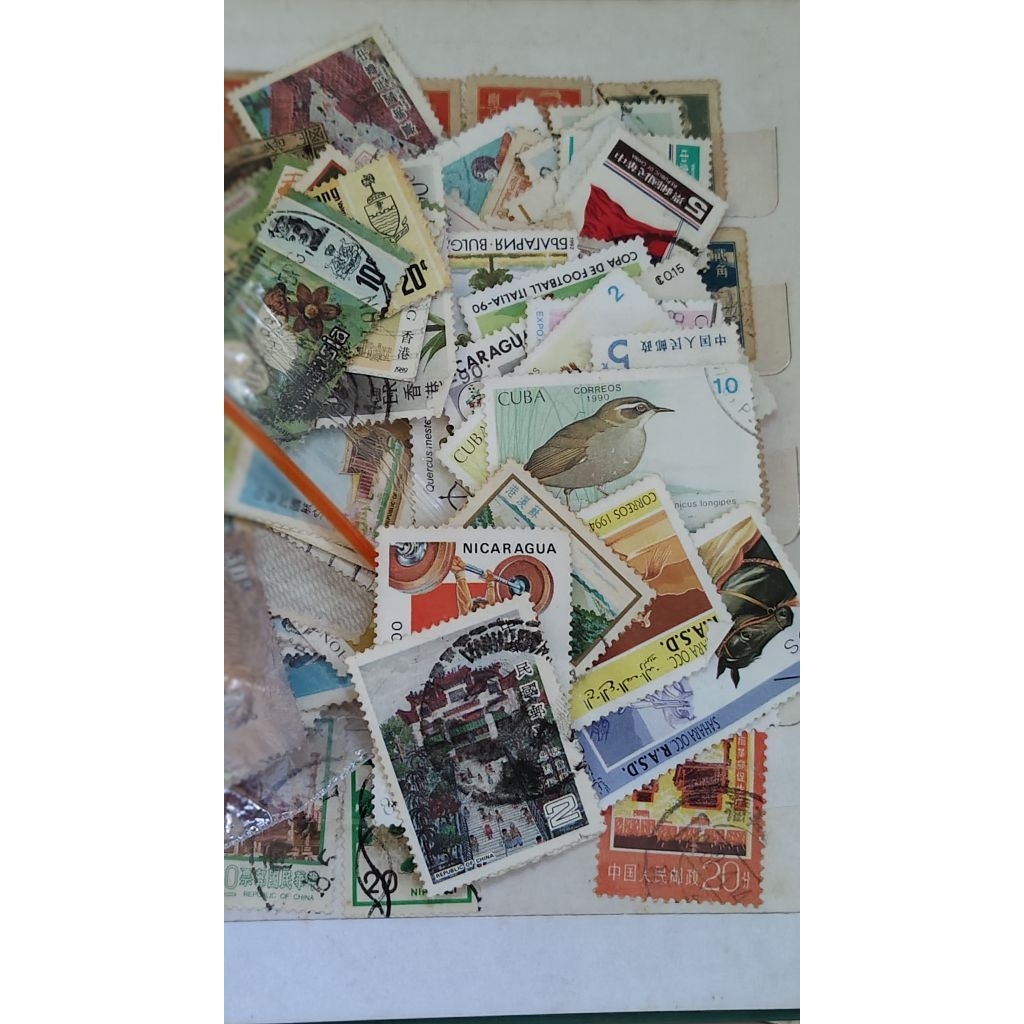 

Perangko kuno lama 510 lembar stempel original luar dan dalam negeri bersama buku