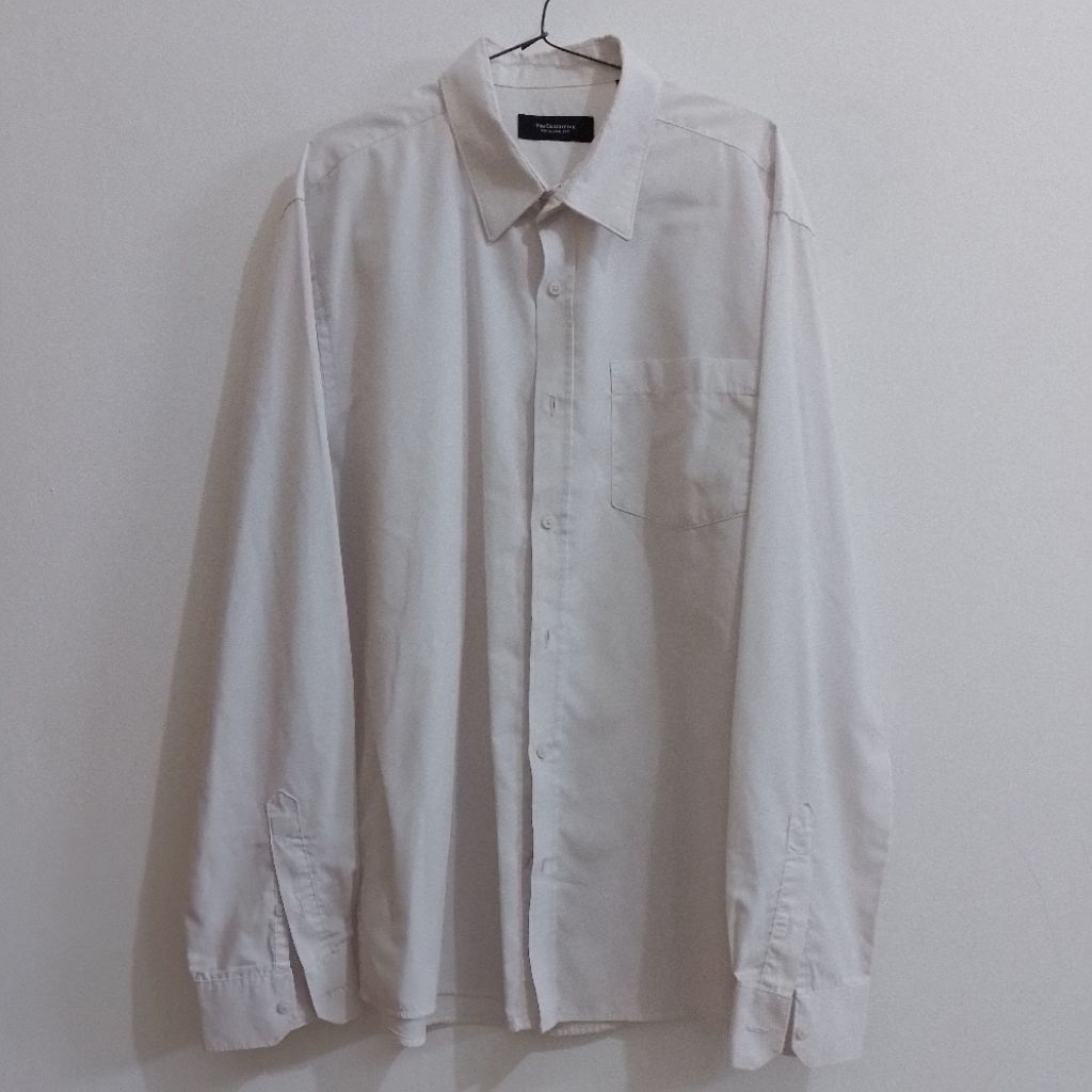Kemeja Pria The Executive Regular Fit Lengan Penjang Putih 16