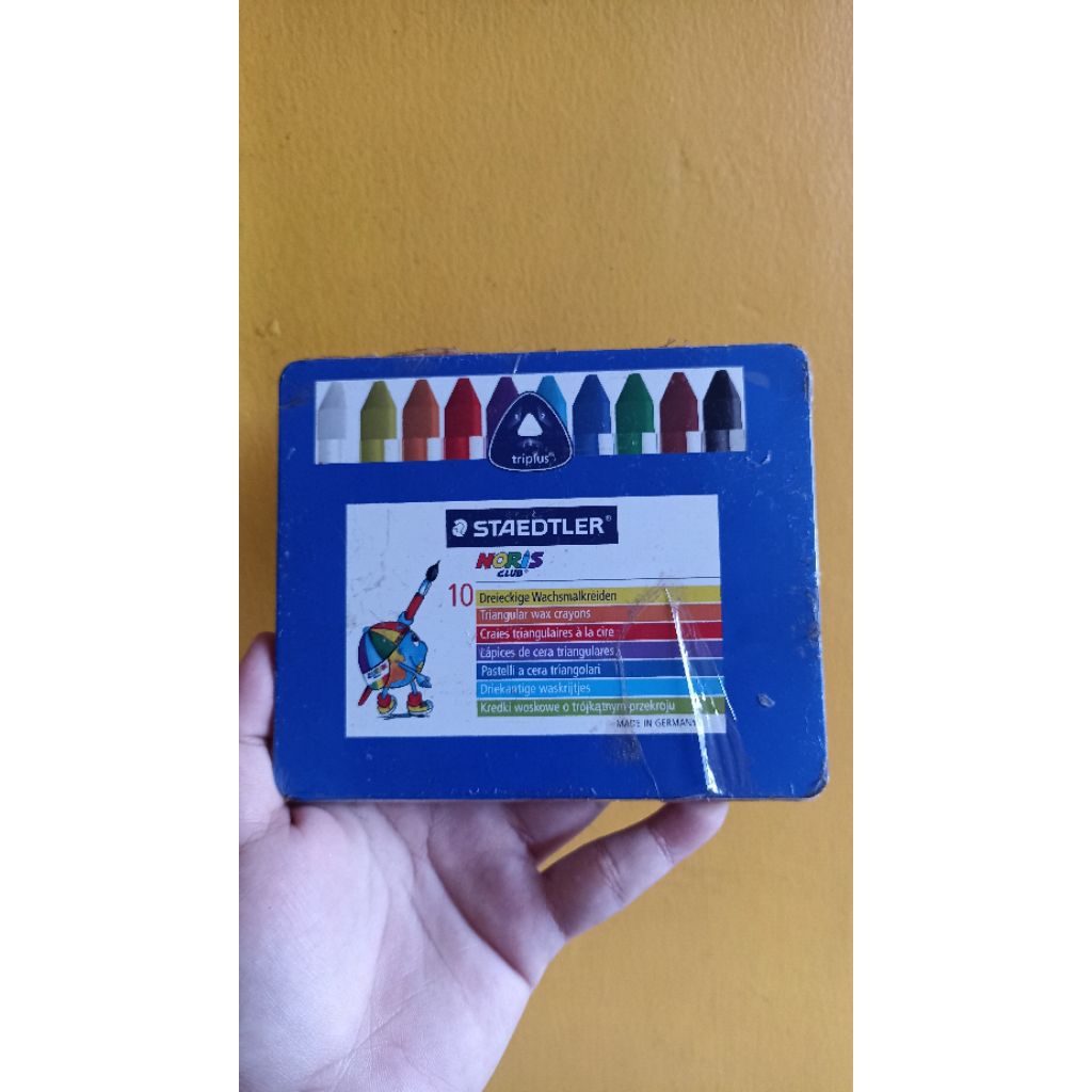 

Pensil Warna/Crayon