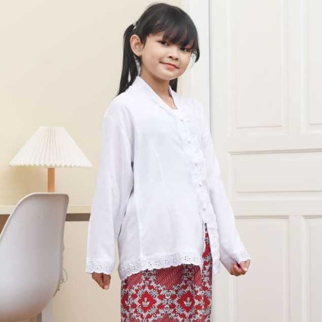 Riska Seragam Kebaya Renda  Sekolah Atasan Putih Nyunda SD/SMP/SMA