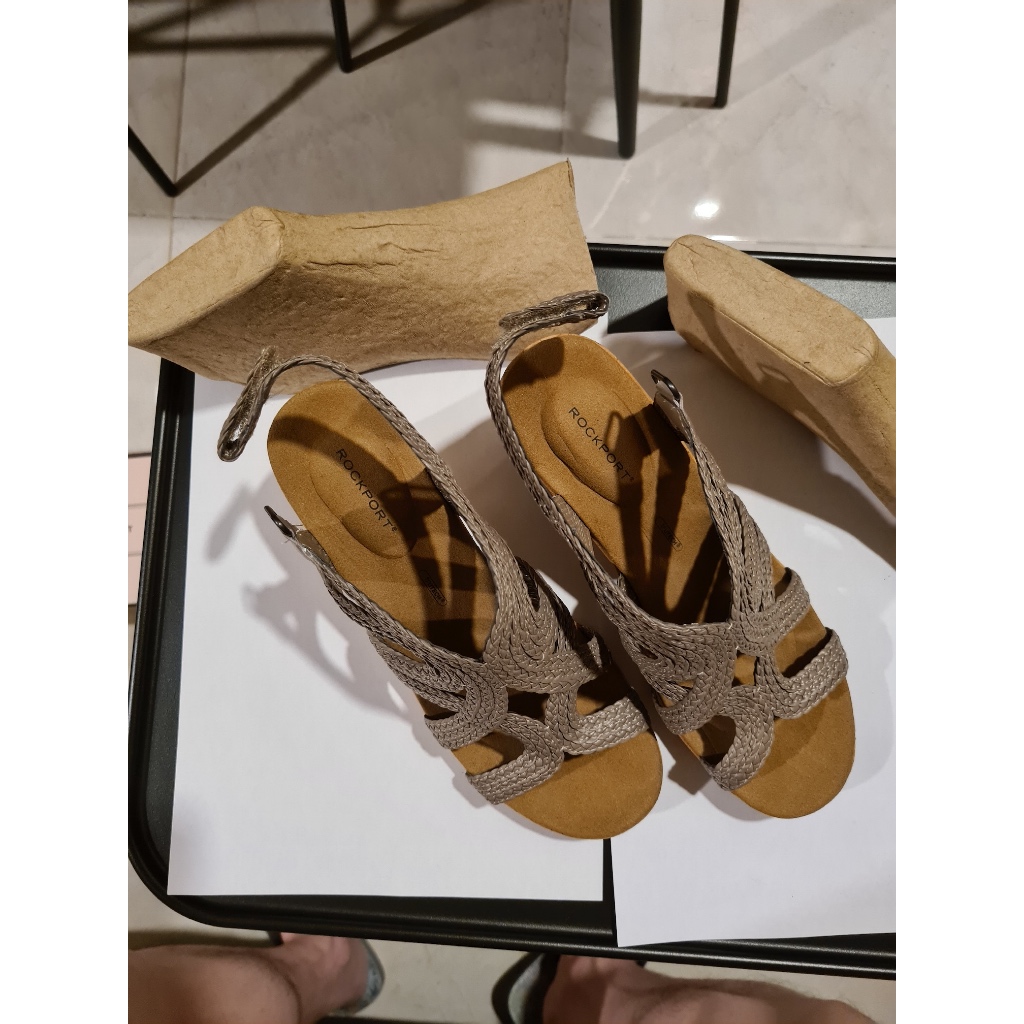 Rockport Wedges Second Like New Size 38 Sepatu Heels