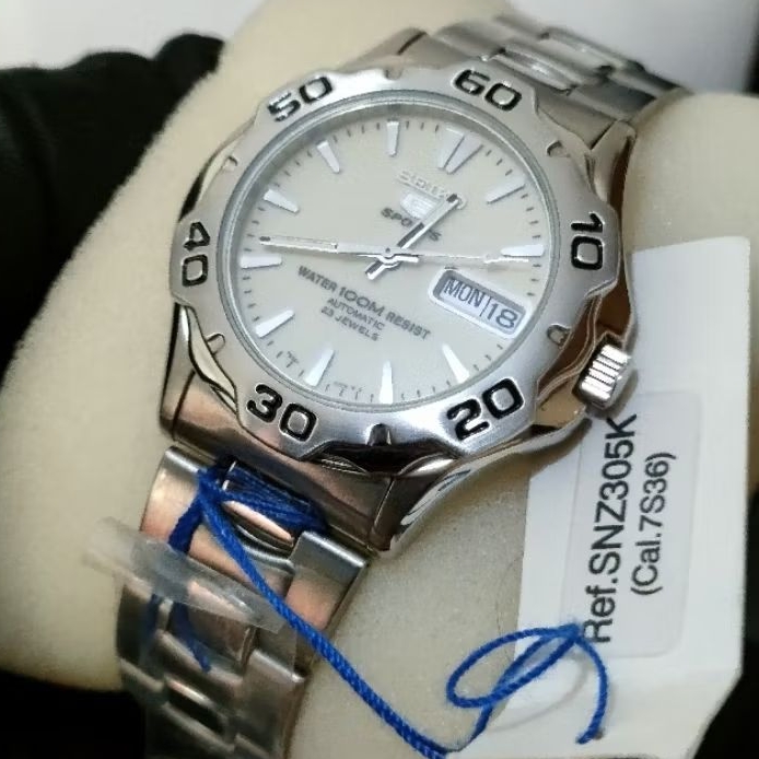 seiko 5 sports SNZ305K1 automatic snz305 lume dial