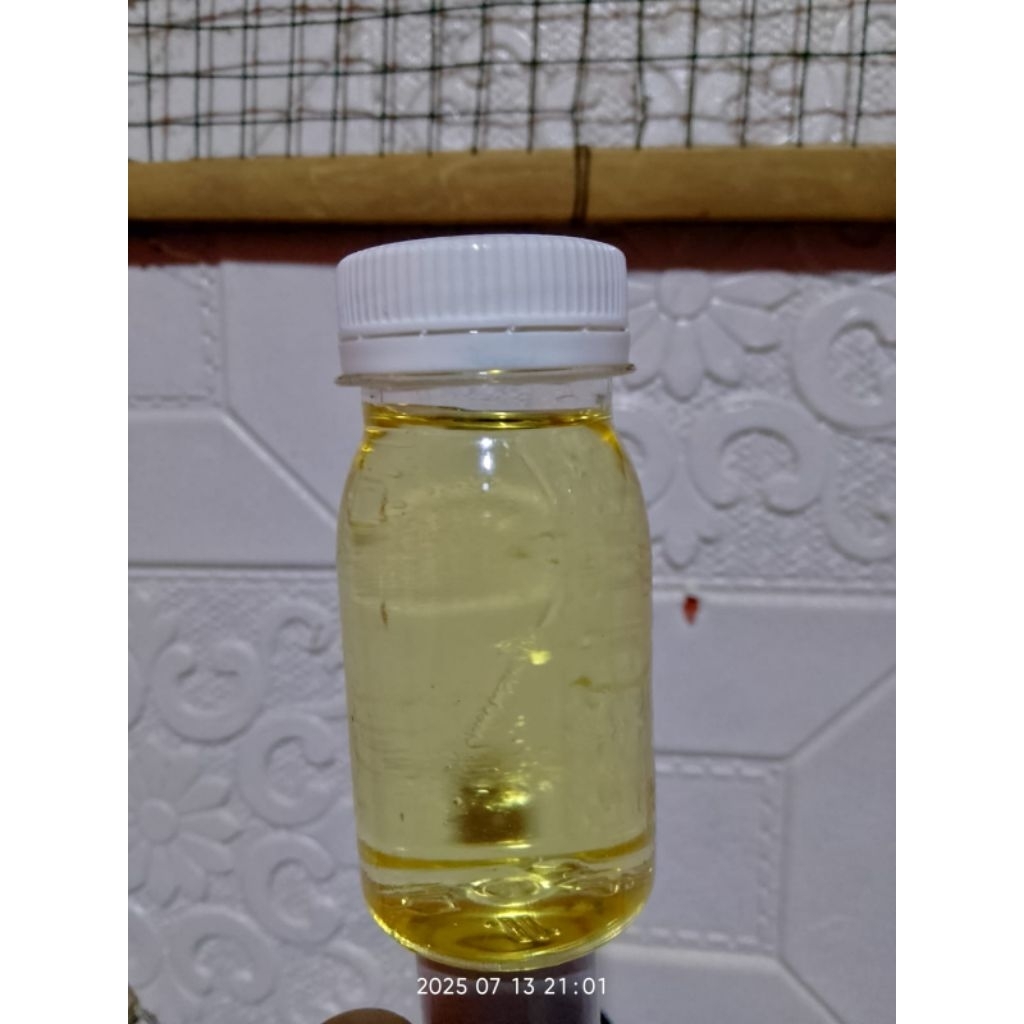 

Minyak kelapa asli 100% Klentik/Lentik Tradisional isi 30ml