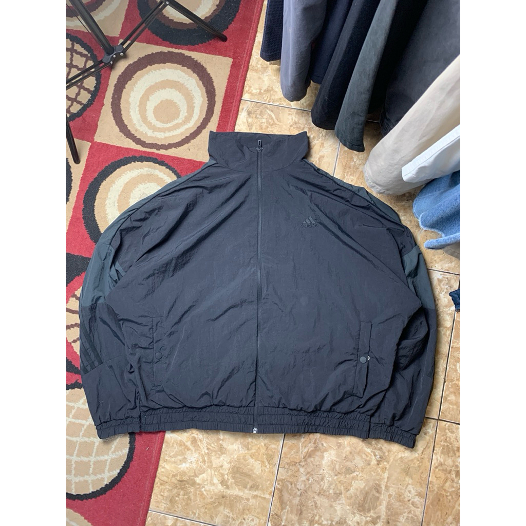 JAKET PARASUT ADIDAS BIG LOGO TAPPED/JAKET COLORBLOK ADIDAS BIG LOGO/JAKET OLAHRAGA ADIDAS BIG LOGO 