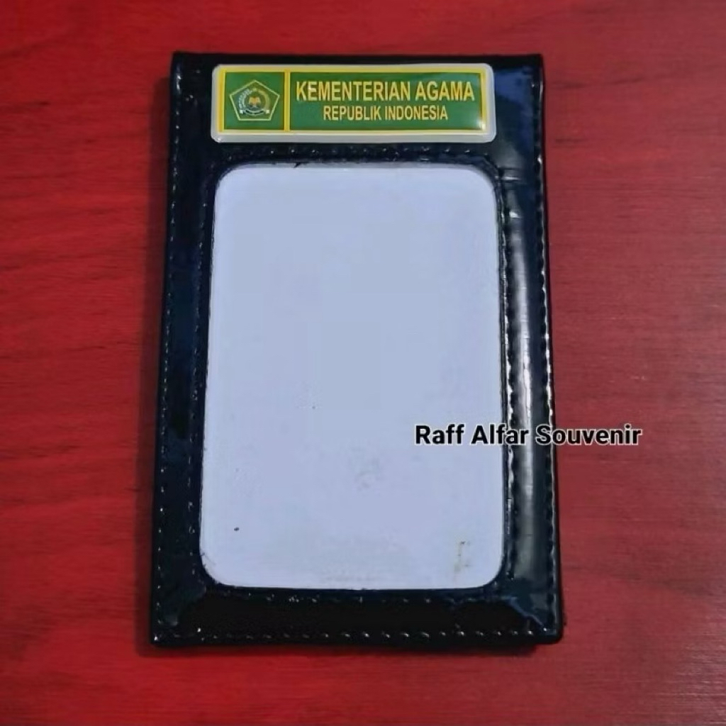 

ID Card saku KEMENAG / Dompet Kartu saku kulit logo KEMENAG / Name Tag ID Card KEMENAG PREMIUM