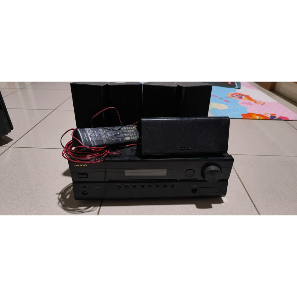 Onkyo home theater + 5 spk