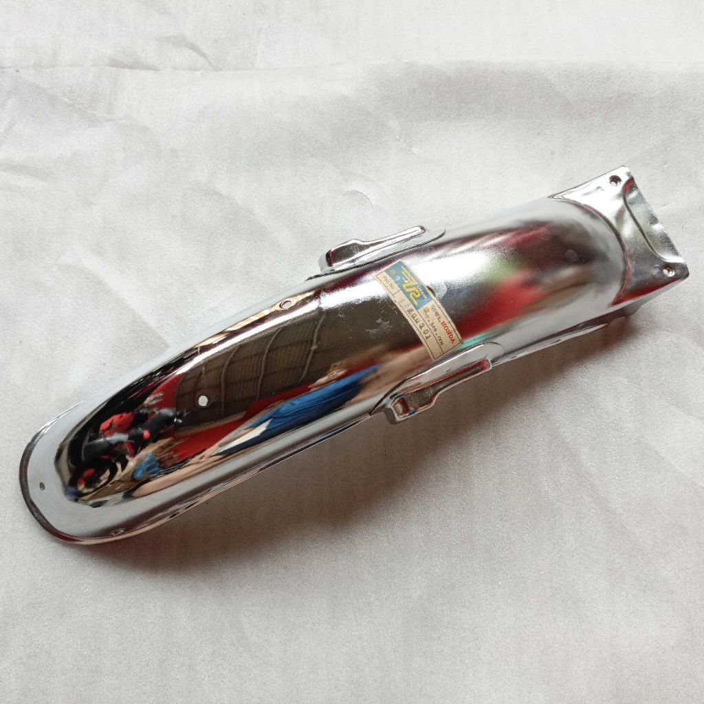 FENDER RR SLEBOR BELAKANG SPAKBOR BELAKANG HONDA GL 100 GL 125 CDI NOS URAMI