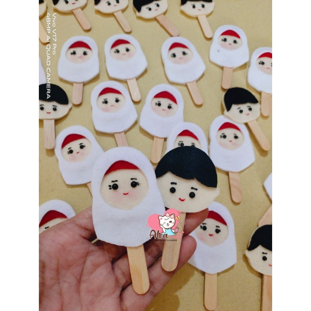 Hiasan karakter Absensi hiasan dinding kelas