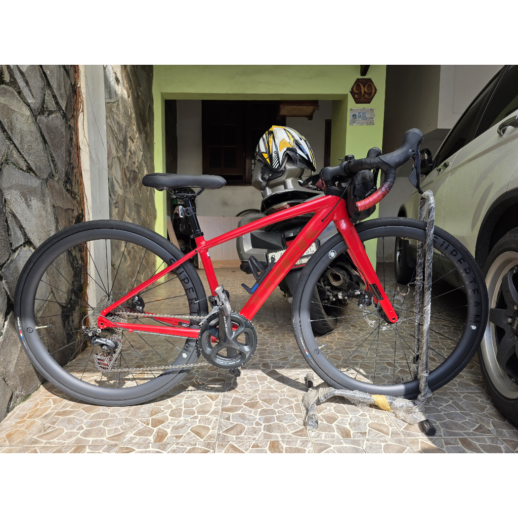 Sepeda Road Bike TREK Domane SIZE 44 ALLOY - BEKAS