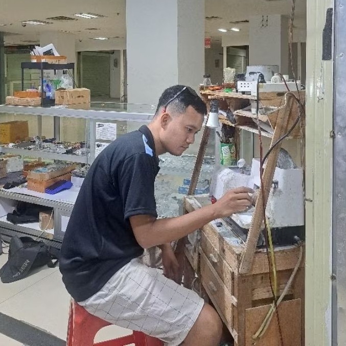 jasa custom kaca jam tangan kotak kaca kotak kaca jam tangan kotak