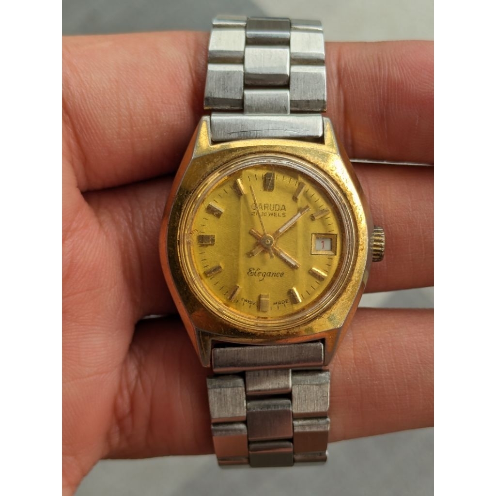 Jam Garuda otomatis vintage