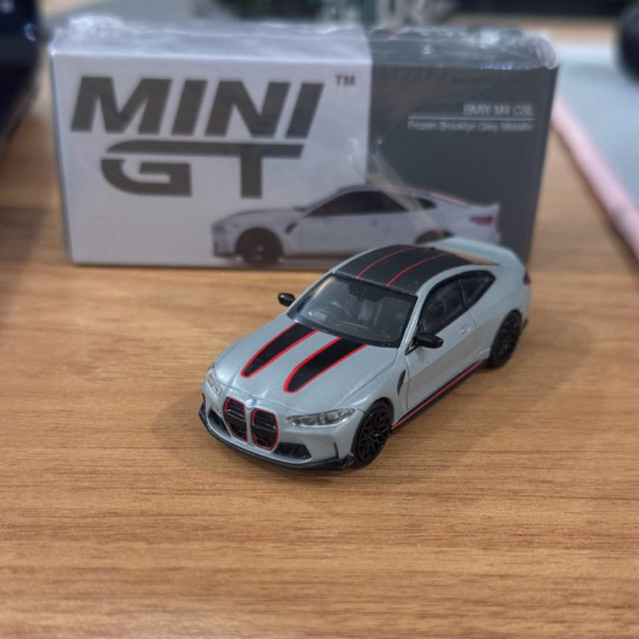 Mini GT BMW M4 CSL Frozen Brooklyn Grey