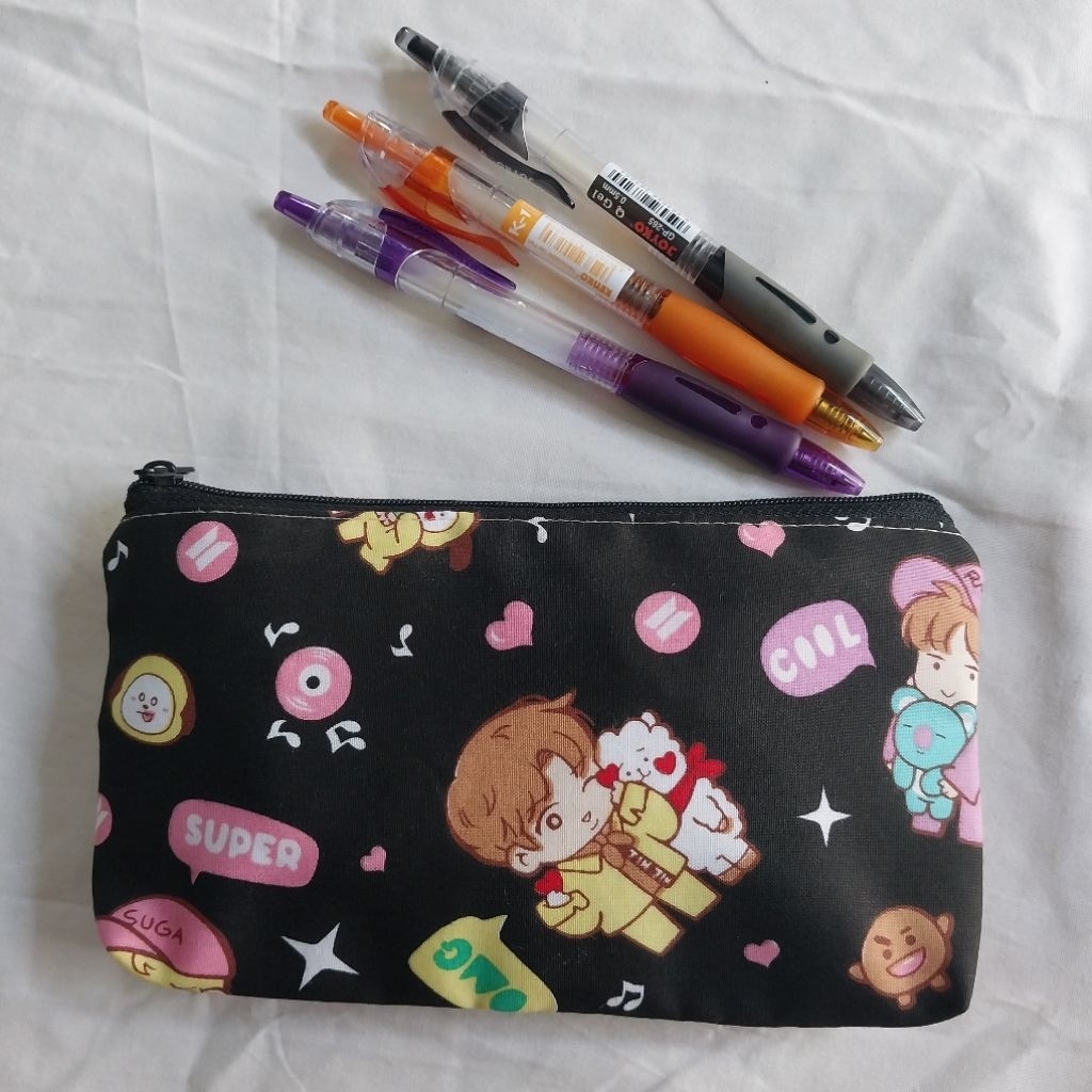 

TEMPAT PENSIL KATUN BTS