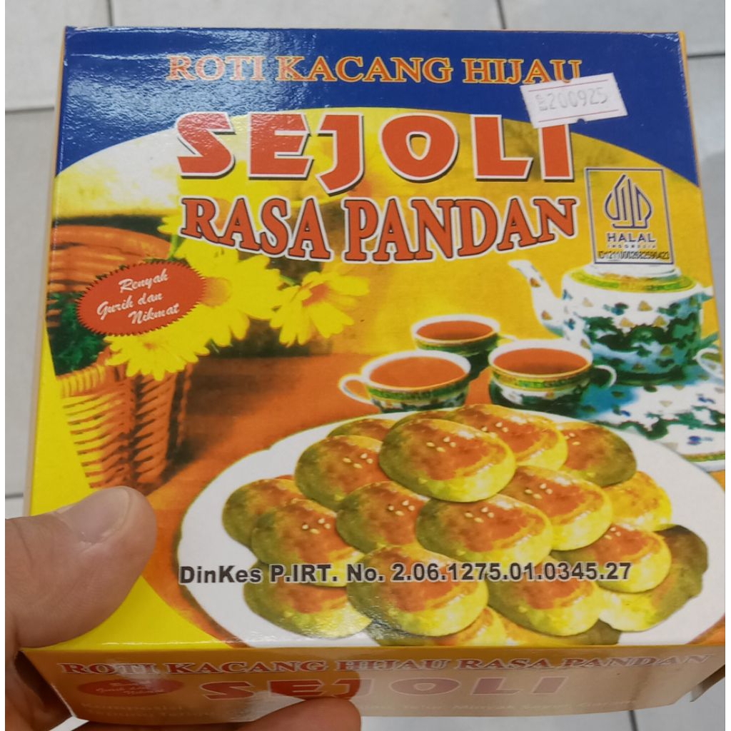 

roti kacang hijau / kue kacang hijau / pia kacang cap sejoli halal