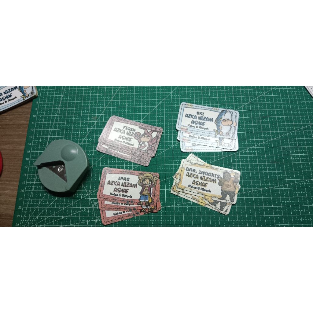 

stiker label sekolah custom
