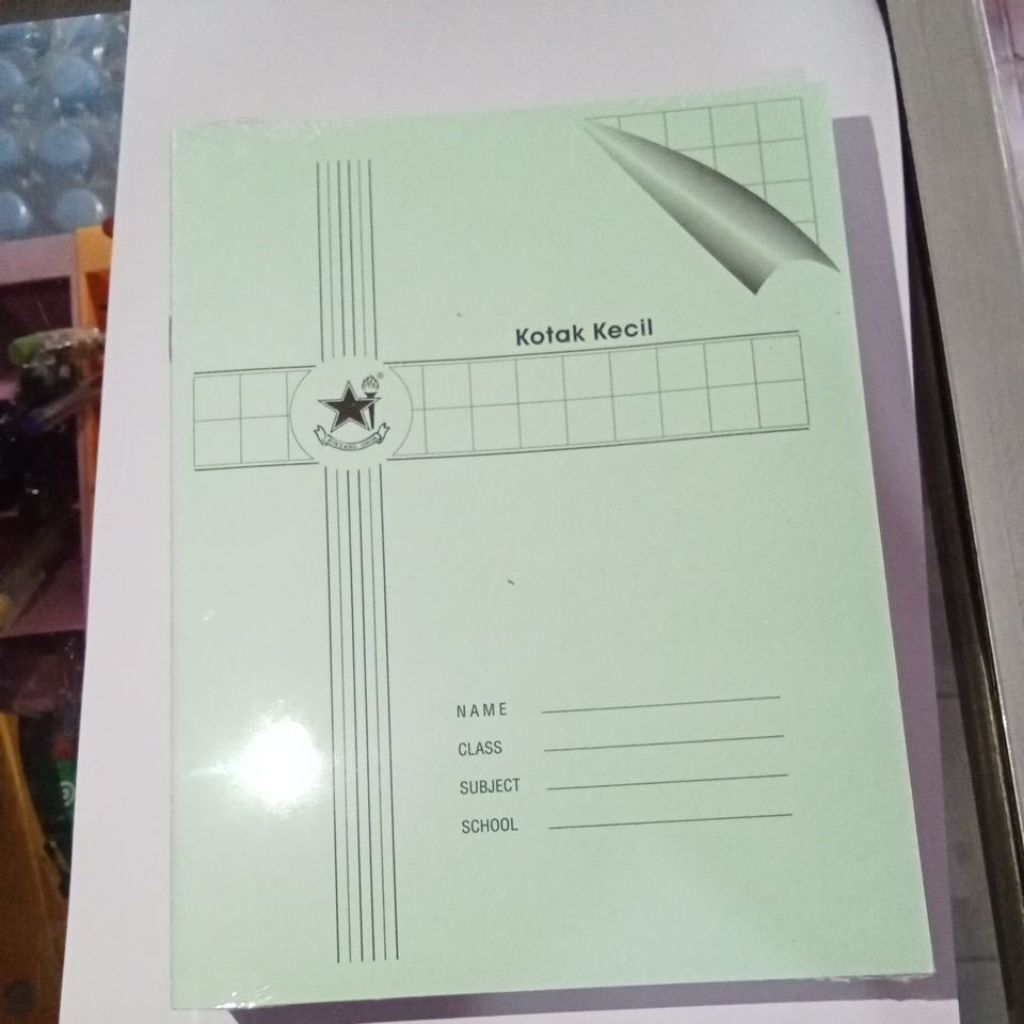 

Buku Kotak BO ukuran kotak Kecil/1cm/1pak/10buku