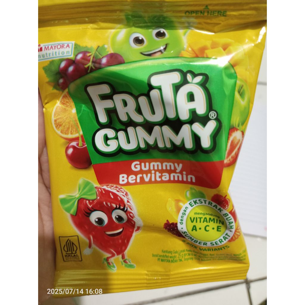 

fruta gummy. gummy bervitamin