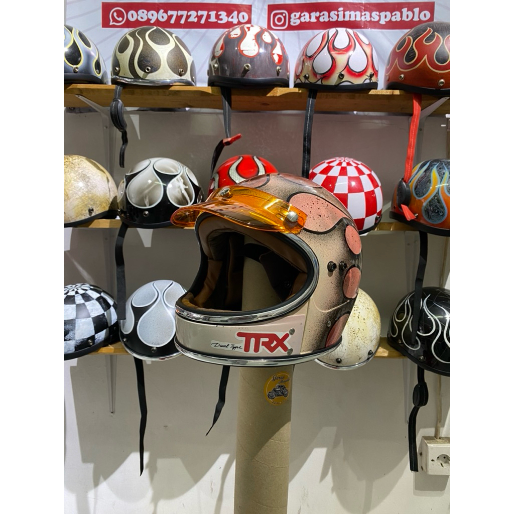 Helm Honda TRX Custom