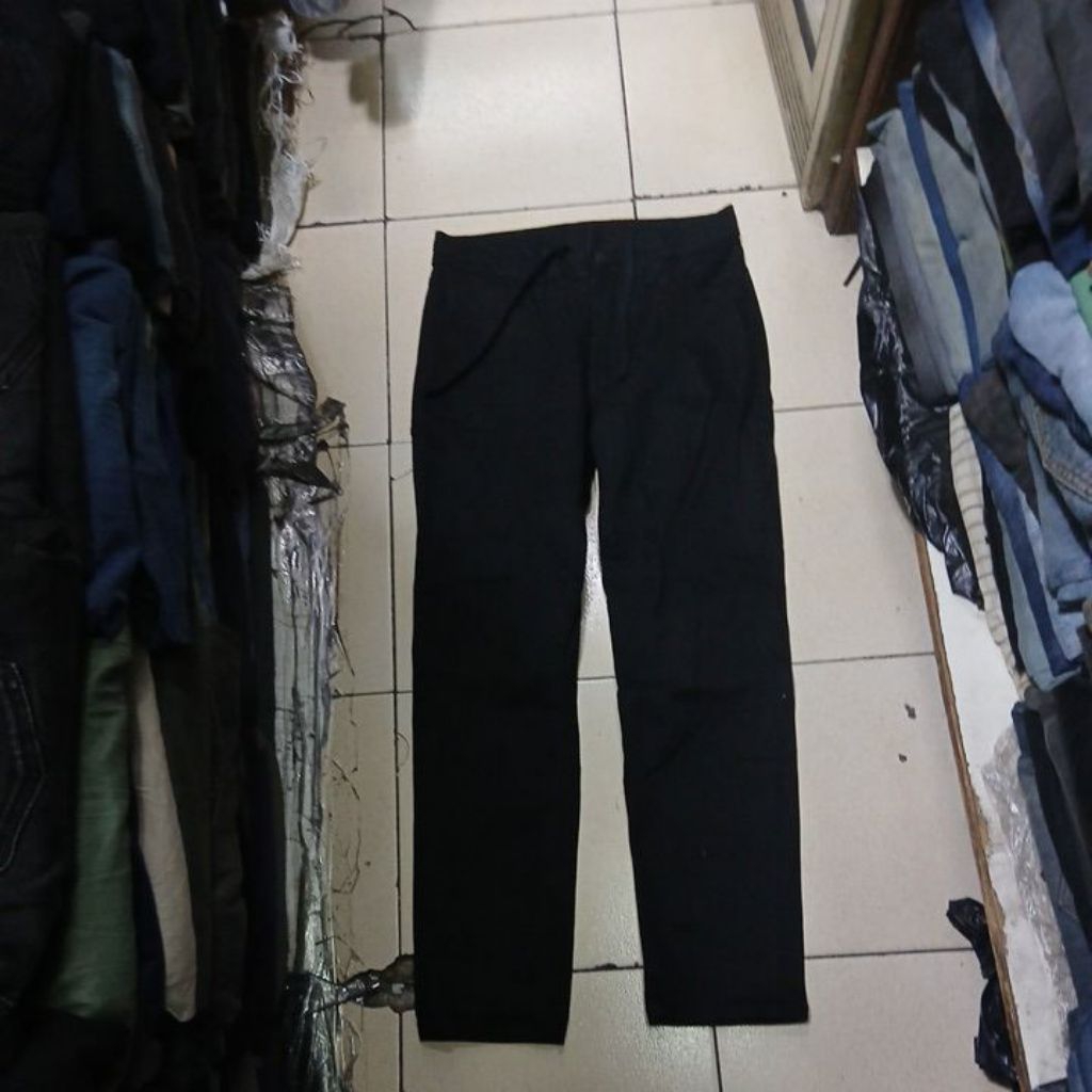celana jeans uniqlo