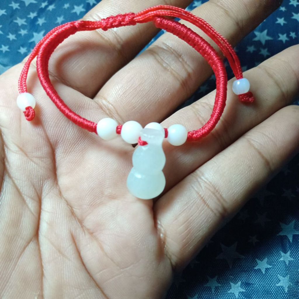 gelang giok labu putih