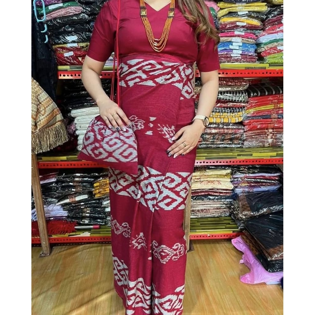 ONES SET SARUNG TORAJA WARNA MERAH SEPUK TORAJA TAS TORAJA BAJU ADAT TORAJA