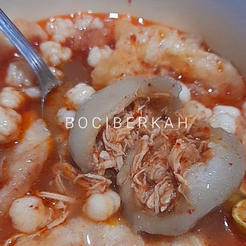 

Boci jumbo isi ayam suwir bakso aci ayam suwir pedas