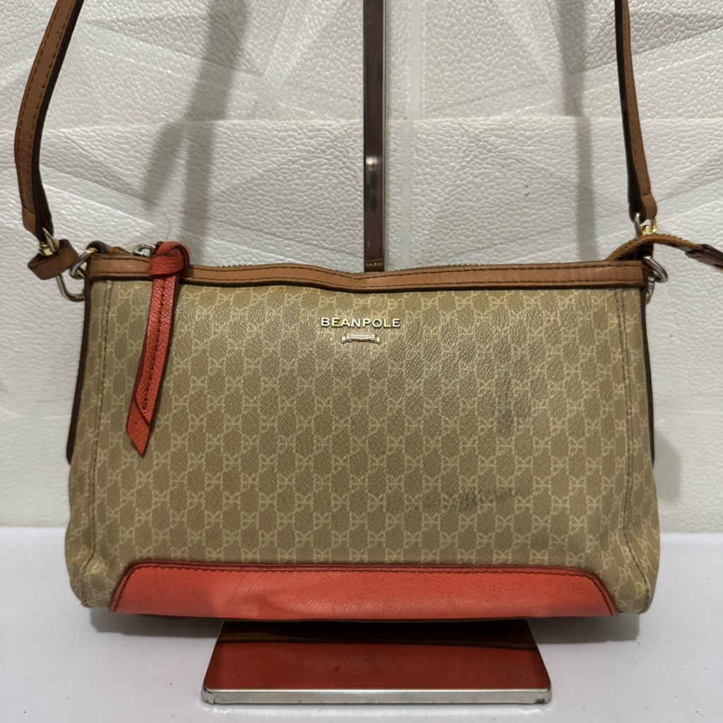 tas sling bag beanpole. tas selempang kulit asli coklat muda