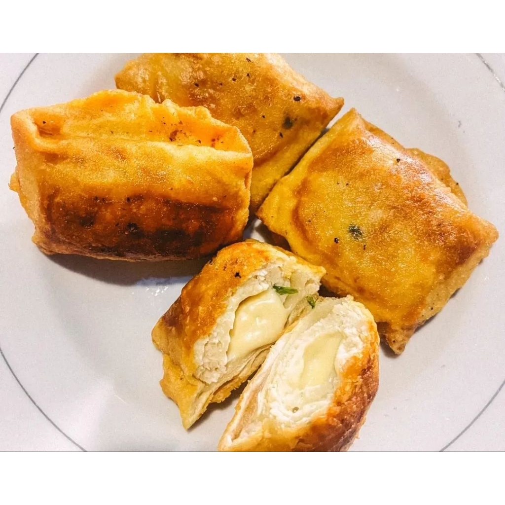 

Dimsum keju goreng frozen Isi 4 Free saos bangkok dan chili oil