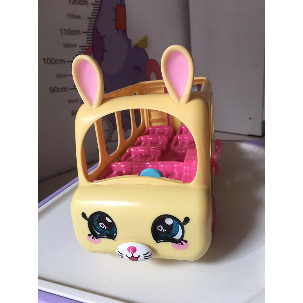 Kindi School Bus