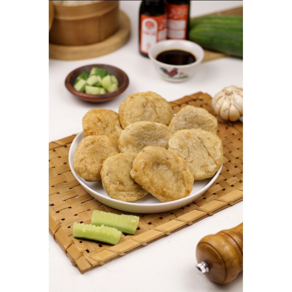 

PEMPEK palembang kulit isi 10 pcs free cuko pempek ikan tenggiri premium