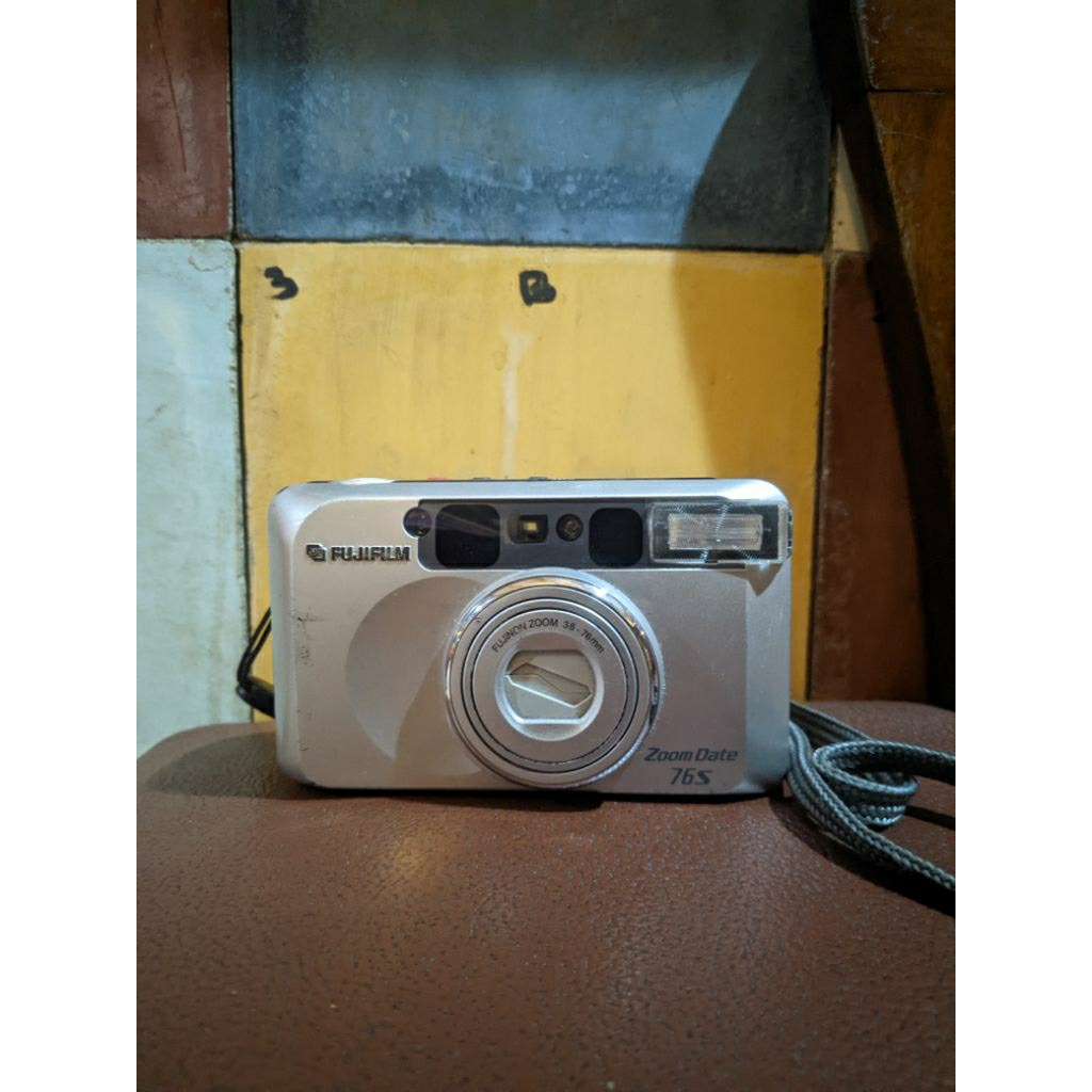 Fuji Zoom Date 76s